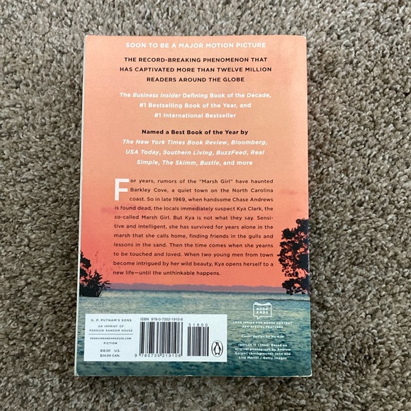 Paperback Where the Crawdads Sing by Delia Owens - Picture 2 of 2